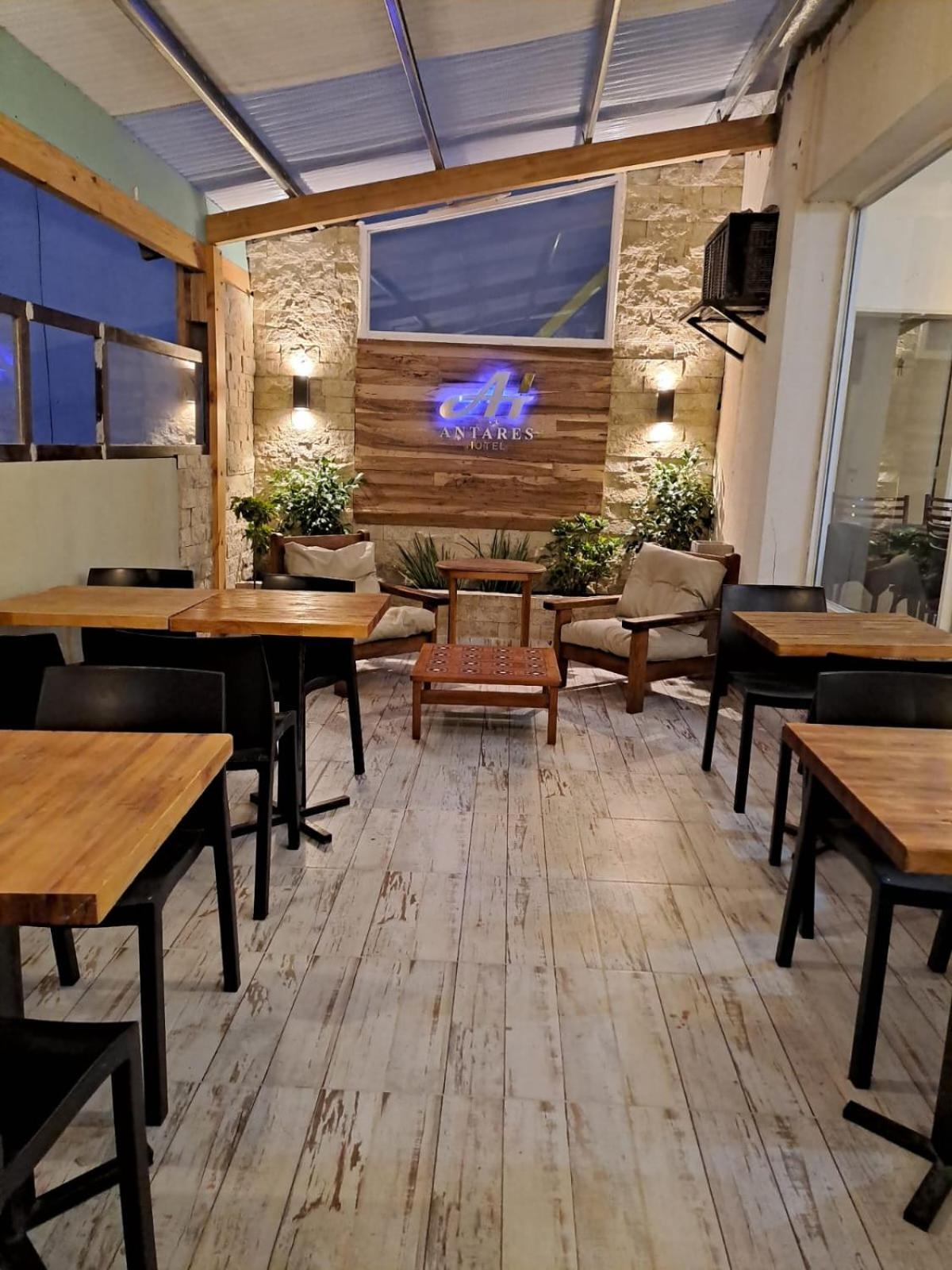 לאס גרוטאס Hotel Antares מראה חיצוני תמונה